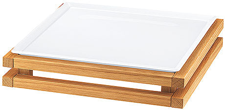 Tablett auf Holzgestell.