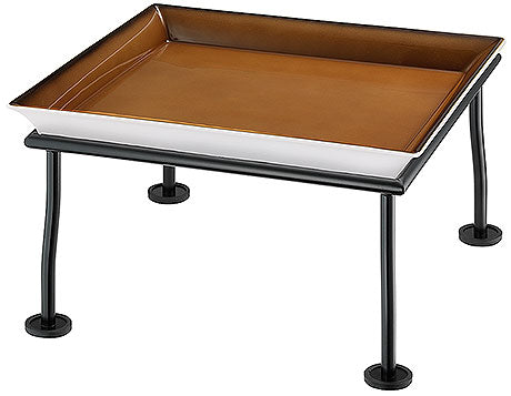 Buffettablett auf erhöhtem Gestell.