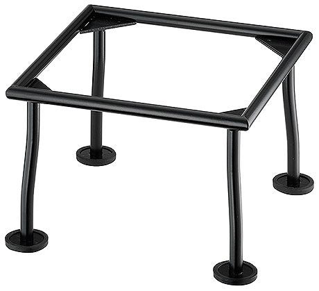 Schwarzer Metallständer mit vier Beinen.