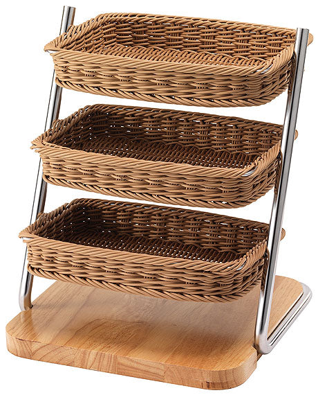 Dreistufiger Korbständer aus Holz.