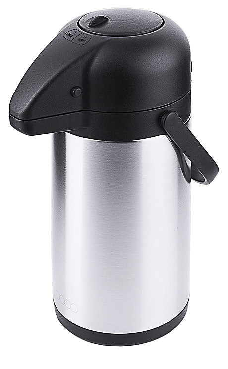 Silberne Pumpkanne mit schwarzem Deckel.