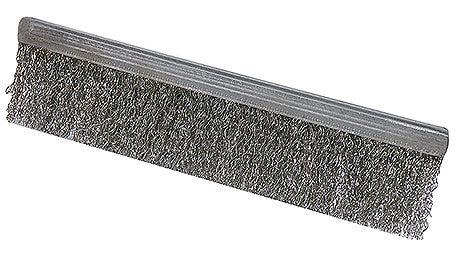 Grillbürste aus Metall für Reinigung.