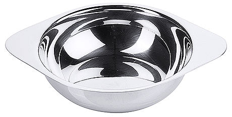 Metallschüssel mit breitem Rand.