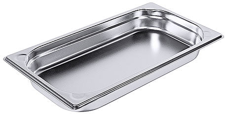 Edelstahl-Gastronormbehälter für Küche.