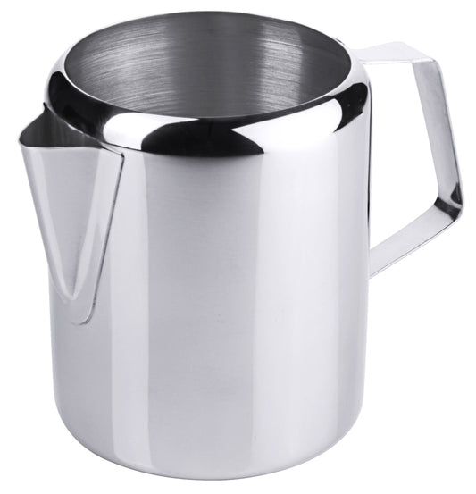 Silberner Milchkännchen aus Edelstahl.