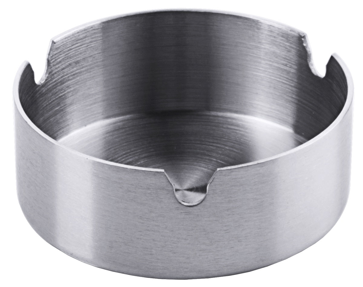 Metallaschenbecher mit Kerben.