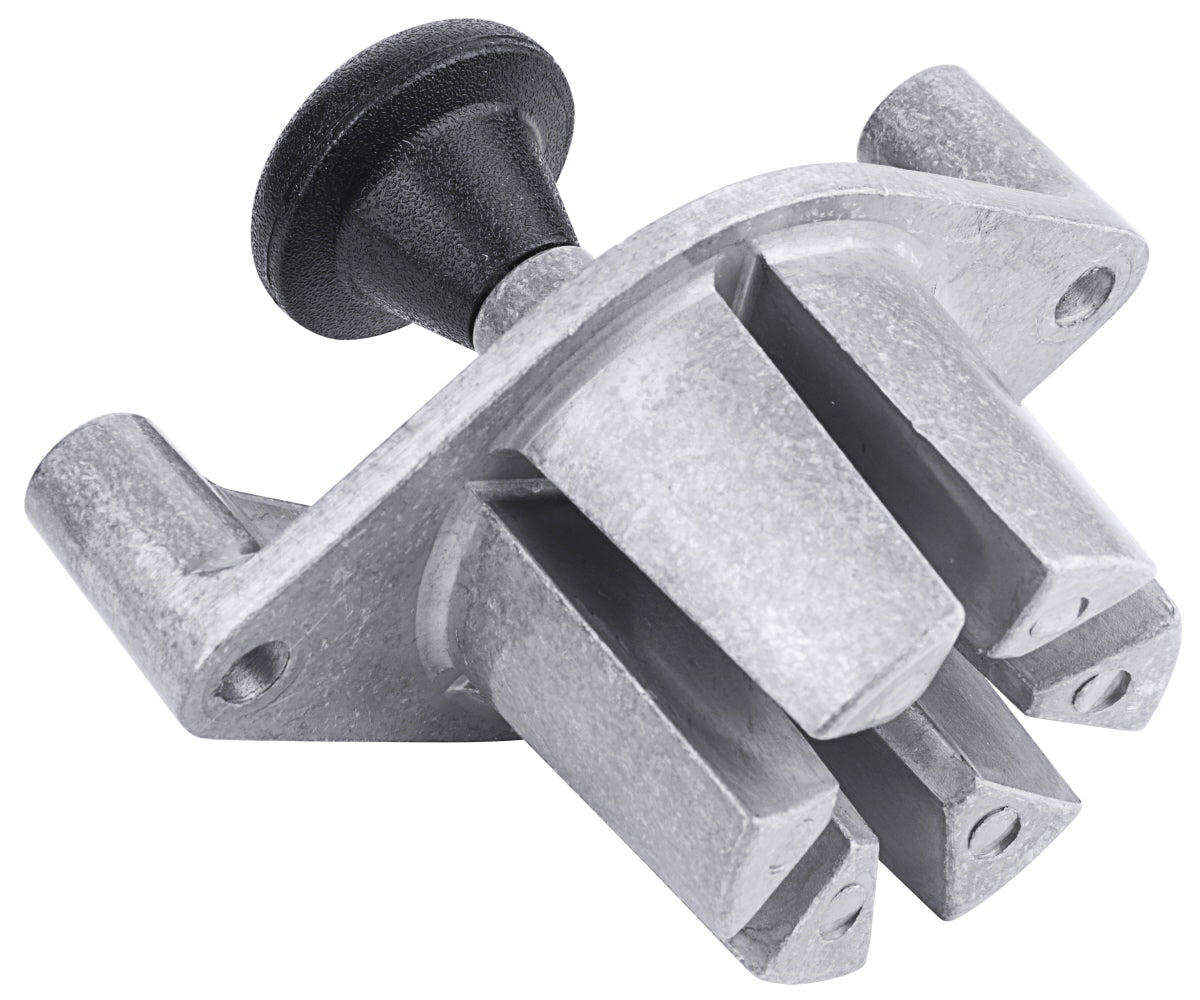 Metallgerät mit schwarzem Griff.