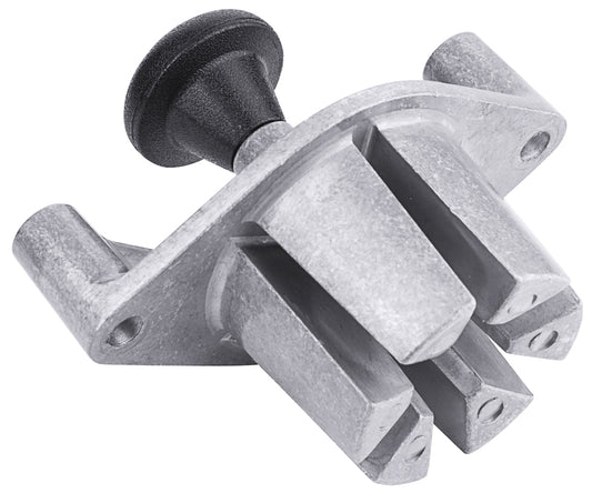 Metallgerät mit schwarzem Griff.