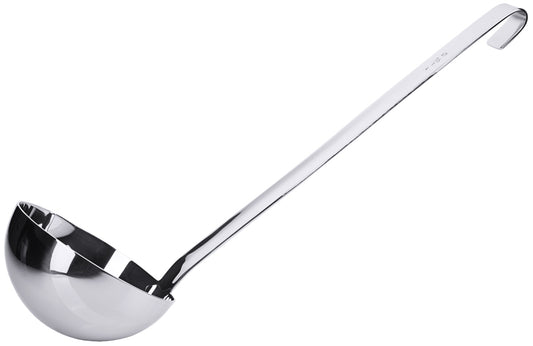 Silberne Suppenkelle mit Haken.