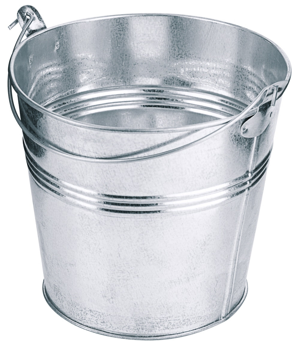 Metalleimer mit Henkel.