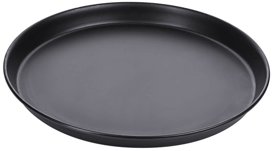 Schwarzes rundes Serviertablett aus Kunststoff.
