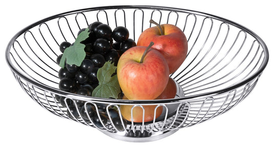 Obstschale mit Äpfeln und Trauben.