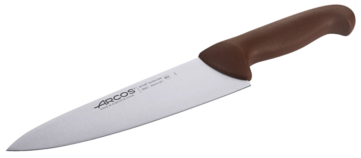 Professionelles Kochmesser mit braunem Griff