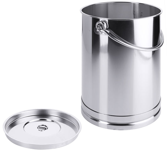Edelstahlbehälter mit Deckel geöffnet.