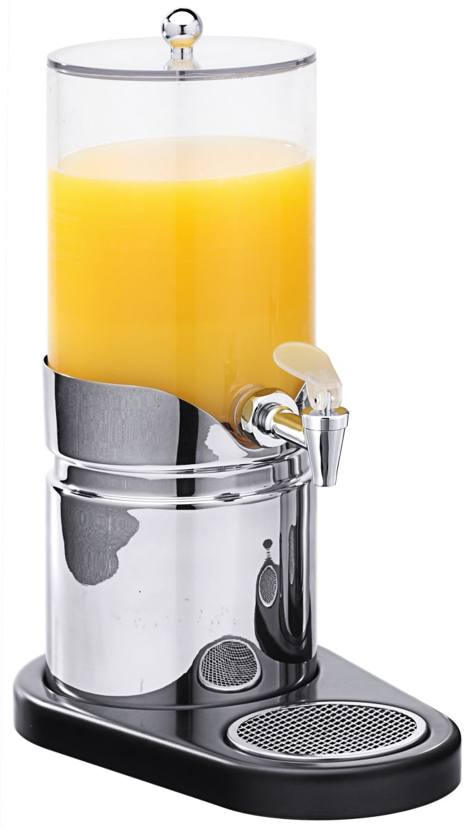 Saftpresse mit Orangensaftfüllung