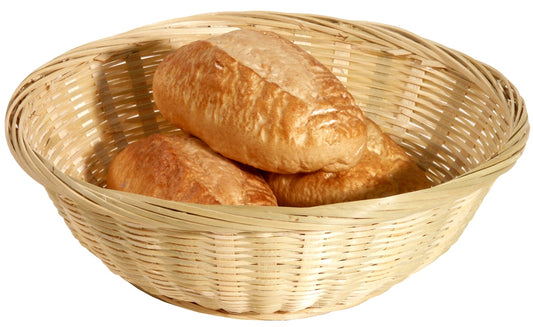 Brötchen im Weidenkorb