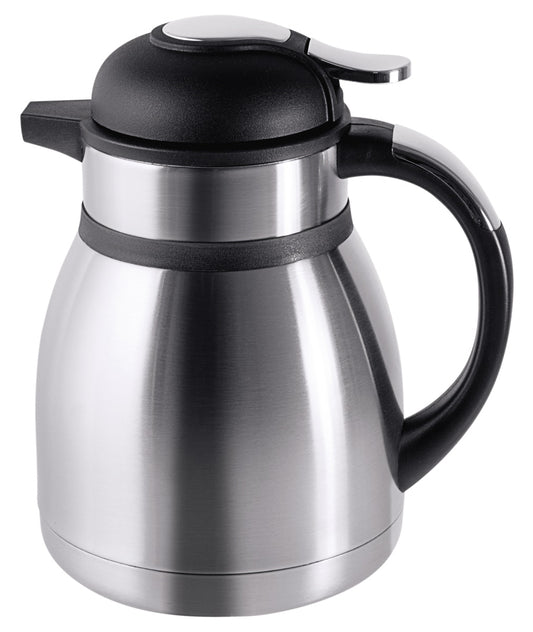 Silberne Thermoskanne mit schwarzem Griff.