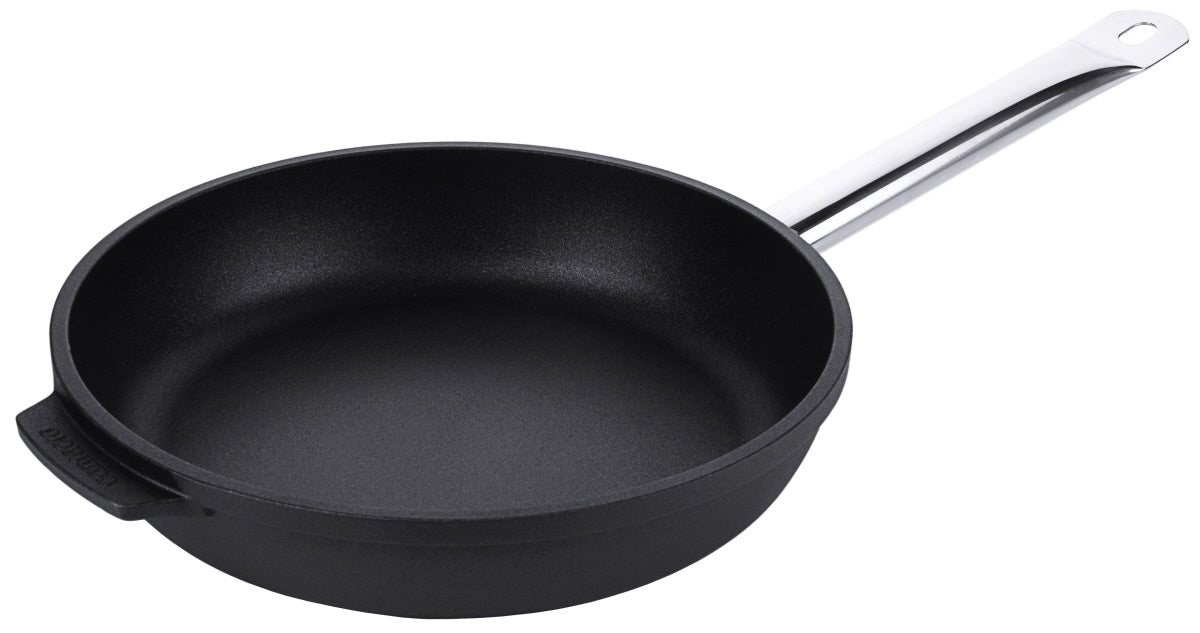 Schwarze Profi-Bratpfanne mit Griff