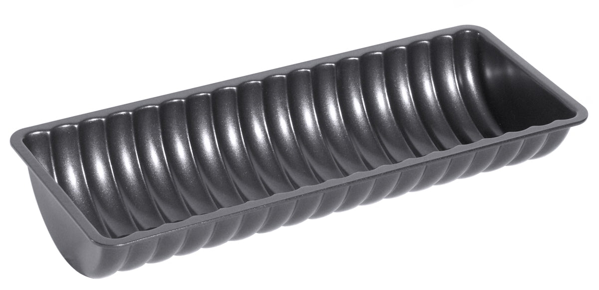 Rechteckige Backform aus Metall.