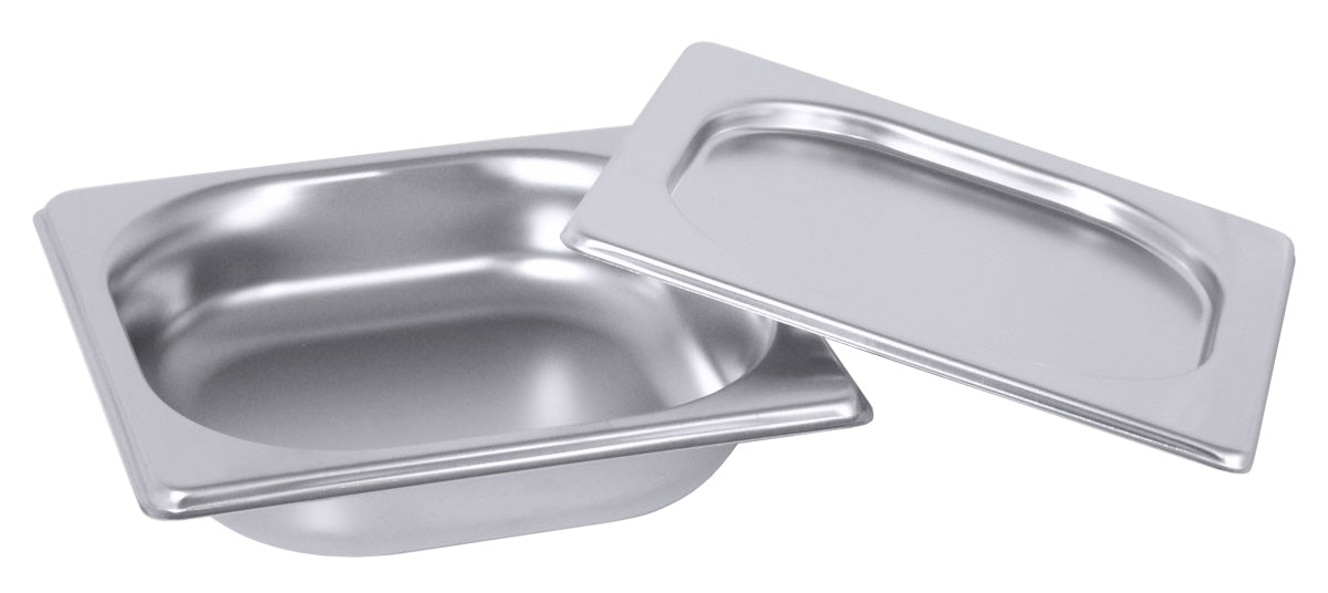 Edelstahl-Gastronormbehälter mit Deckel.