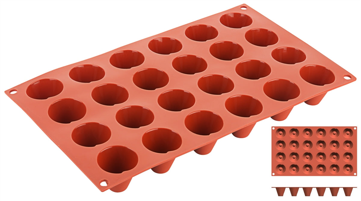 Rote Silikon-Backform mit Mulden.