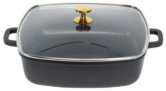 Schwarzer Bräter mit Glasdeckel