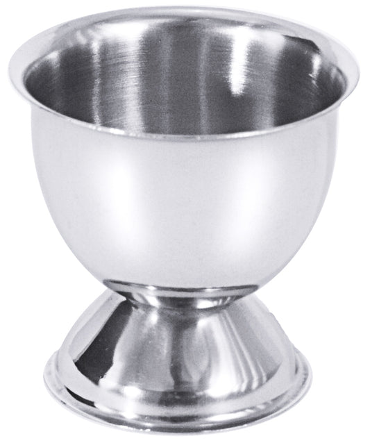Metall-Eisbecher auf weißem Hintergrund.