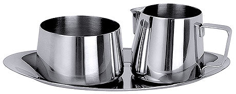 Edelstahl-Milchkännchen und Zuckerdose.