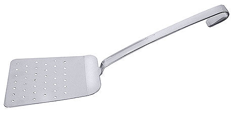 Metall-Pfannenwender mit Löchern.