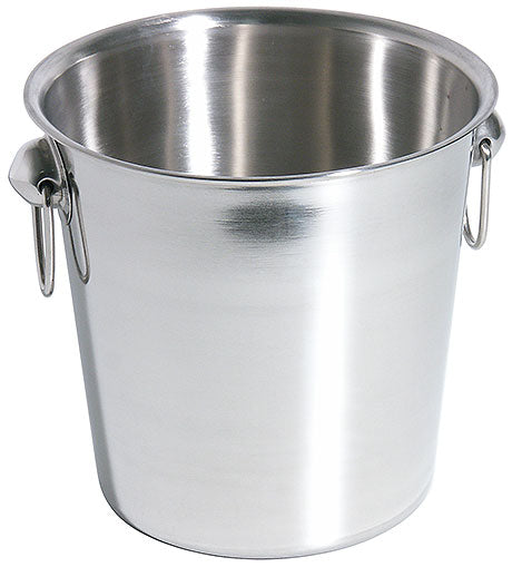 Edelstahl-Eimer mit Henkeln.