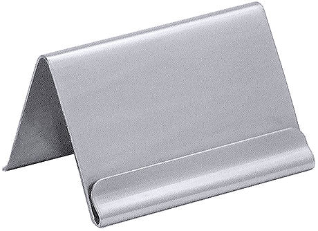 Silberner Tischkartenhalter aus Metall.