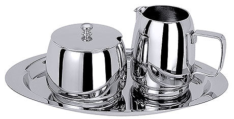 Silbernes Milchkännchen und Zuckerdose.