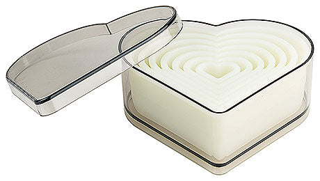 Herzförmige Ausstechformen im Set.