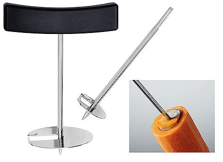 Gemüseschneider mit Karottenbeispiel.