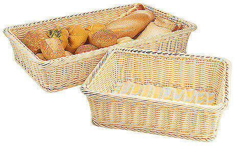 Zwei Brotkörbe mit Brötchen.