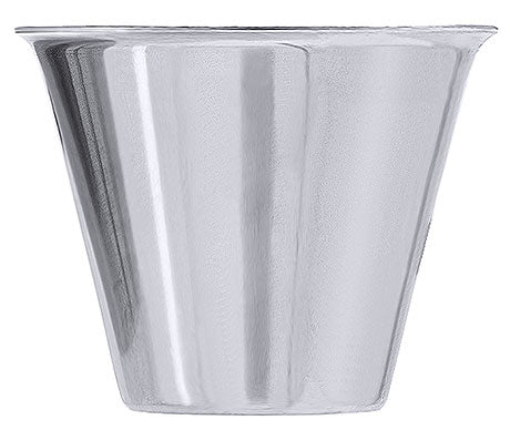 Metallbecher aus Edelstahl, glänzend.