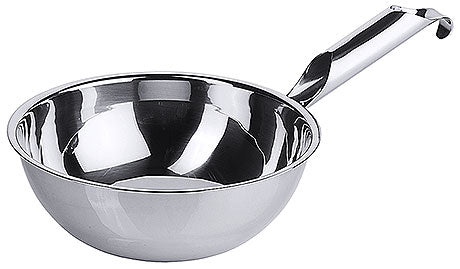 Silberne Edelstahlpfanne mit Griff.